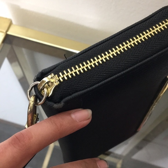 Steve Madden women’s black and gold wallet​ - Picture 7 of 11